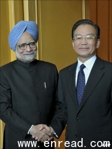 Wen Jiabao (right) brings with him one of the largest teams of Chinese business leaders ever to visit India