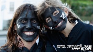 Thousands of rugby fans have gathered at downtown Auckland's waterfront to enjoy the festivities