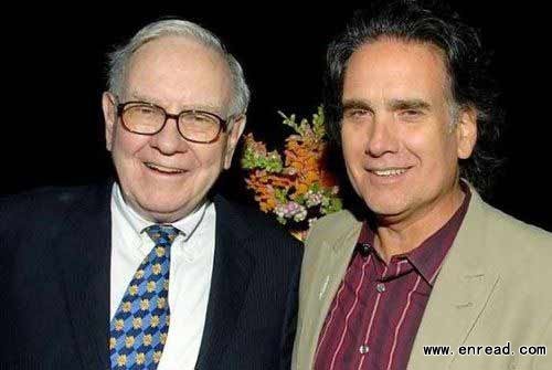 Warren Buffett and his son Howard. Warren Buffett announces his choice of son Howard – or 'Howie', as he's known in the family – as his successor at Berkshire Hathaway.