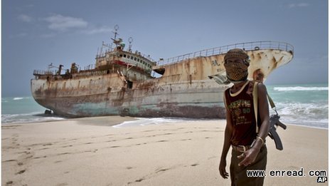 索马里海盗袭击事件大幅减少_社会生活_英文
