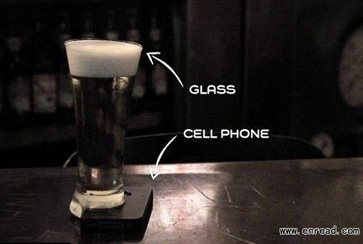 Salve Jorge Bar in São Paulo has introduced a beer glass that can only stand upright when placed on top of a phone.