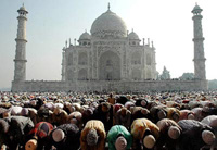 Taj Mahal to resume night visits 