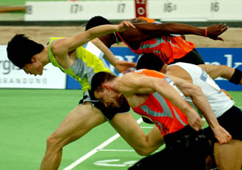 体育英语|Liu Xiang gearing up for Osaka meet